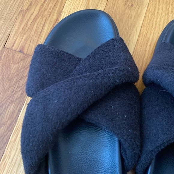 Maeve Women’s Black Criss Cross Slides Size 11 - Picture 3 of 8